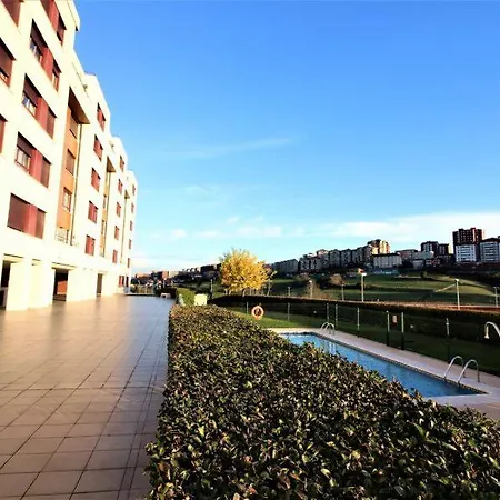 S20 Homestay *